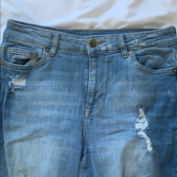 H&M ripped mom jeans - Picture 3 of 3